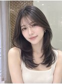 大人セミロングレイヤー・長め前髪・グレージュ20代30代