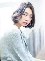 シック(Chic) Chic フェミニンセンターパートボブ