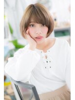 ペールカラーｘ斜めバング前下がりナチュラルマッシュb1