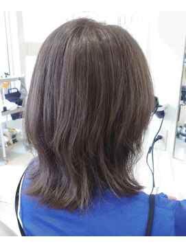 イオネスコプリーモ(io.nesco primo) くびれヘアー