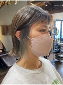 切りっぱなし外はねボブ