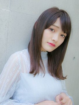 ルティア(Lutia) エアリー感外はねボブインナーカラー