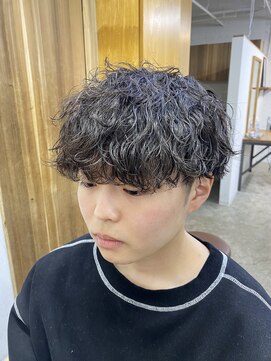 エルオム(EL.HOMME) 【RYUYA】緩め波巻きパーマ