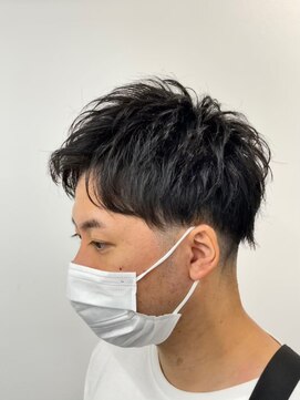 リバティシェアバーバー 銀座2nd(LIBERTY SHARE BARBER) スキンフェードコテパーマ濡れパンマッシュパーマ[銀座<理容室>]