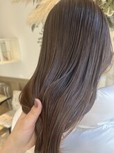＋LOUIEのスタイリスト紹介＋