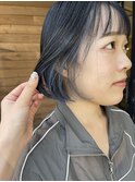淡いイヤリングブルー