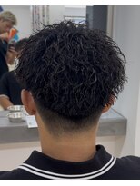 ビカム 名駅(become)&nbsp;【アップバングショート】ツーブロックビジネスメンズ名古屋名駅