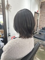 ヴィップルーム(viproom)&nbsp;ツヤ髪スタイル/ニュアンスカラー/ショートボブ/センターパート