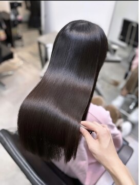 シンカ(shinka) うる艶ストレート＋チョコレートカラー