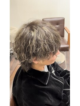 美容室 ベンティ(venti) 波巻きウルフ