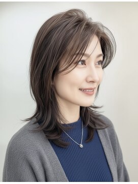 イロ(iro) 似合わせカット+白髪ボカシ+髪質改善