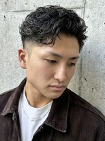 ヘッドストック(HEAD STOCK)&nbsp;ラルフカールメンズラルフパーマ極道パーマ眉毛ハーフバック