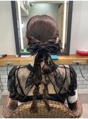 黒リボンが可愛い編みおろしツイン