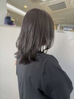 美容室 佐竹 ミディアムレイヤー