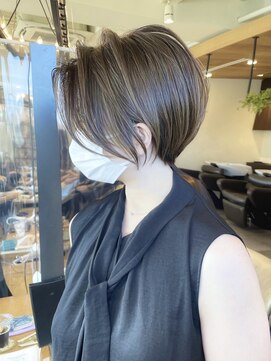 アヴァロン(AVALON) 《30代、40代》丸みとくびれショートボブ【大宮】