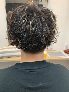 レナータヘアカロ(Renata hair Caro) スパイラルパーマ