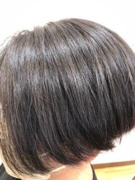 アトリエ 2.23 ドゥドゥトロワーサンテ(ATELIER 2.23 sante) くすみグレー