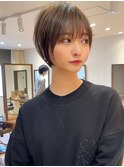 20代30代大人ガーリーショートヘアチョコレートモードショート