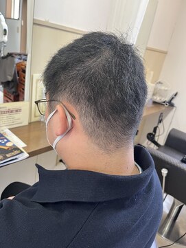 コアフィールフィス(COIFFURE fils) 《見附　今町》メンズ　ソフトモヒカン