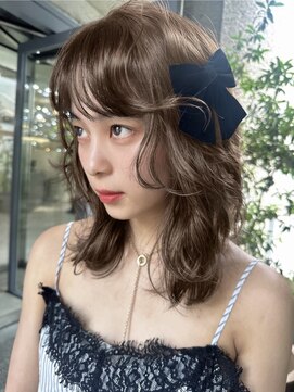 メゾンアクア 表参道(Maison ACQUA) ☆ブリーチなしダブルカラー オリーブ オリーブベージュ ボブ