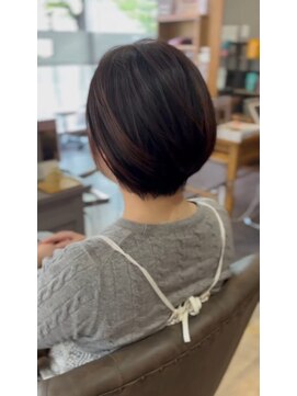 リープリング(Liebling) 「ショートボブ」の美しさ、再発見