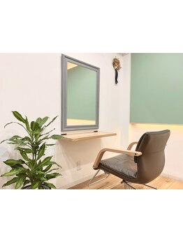 【中崎町2分/完全貸切マンツー】隠れ家サロンで癒しの空間をお届け。年齢に伴う髪の悩みも安心して相談可◎