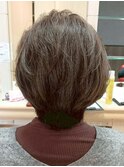 ミセス 首元すっきり軽やかショートスタイル 白髪染め