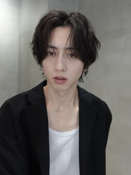 バイフィフス 原宿/表参道(by fifth) 原宿シャドウパーマメンズカットセンターパートウルフ30代