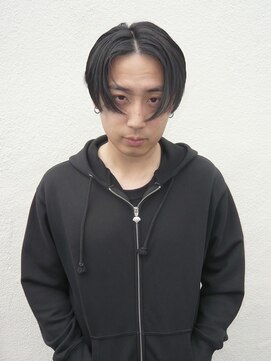 アルレン(Allen) センターパート/刈り上げマッシュ「宇都宮」