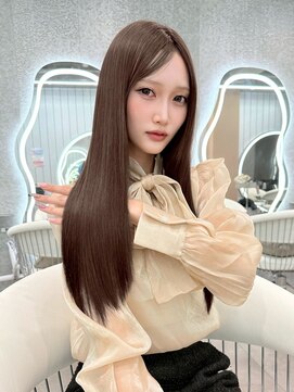 グローアイヴィ 大宮(GLROW IVY) ミディアムレイヤーカット/似合わせカット/髪質改善/顔周り/大宮