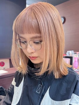 デコラ DECOR 透明感×ミルクティーベージュ×ミディボブ