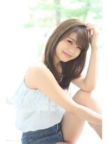 ミント バイ フォルテ(mint by FORTE)&nbsp;自然なストレートで揺れるモテ髪