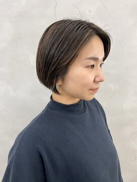 エンドリンク(endlink) ハイライトで立体感あるボブスタイル