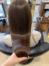 地毛風ナチュラルなストレートなら、髪質改善☆酸熱トリートメントがおすすめ