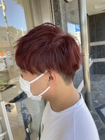 グランドール(Grandoll)&nbsp;レッドカラー×刈上げマッシュ