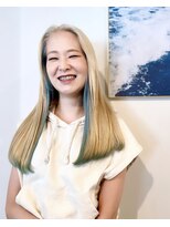 マリン(Marine)&nbsp;20代30代ホワイトベージュライトブルーイヤリング裾カラー