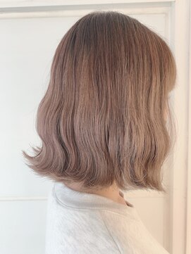 インビテーション(invitation) ミルクティーベージュ