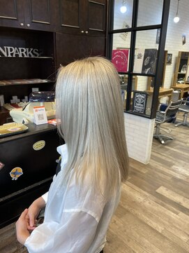 インパークス 獨協大学前駅店(INPARKS) 外国人風ブロンド