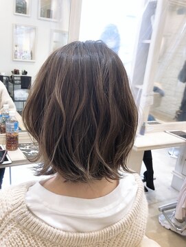 エイミーバイアフロートザガーデン 浦和店(amie by afloat the garden) 伸ばし途中な　ゆるボブ