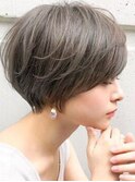大人可愛い小顔ひし形ショートボブ 丸みショートボブ アッシュ