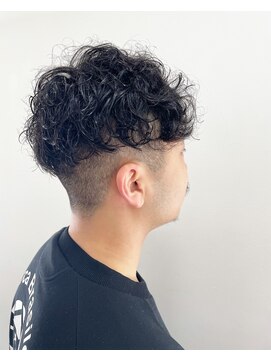 ヘアーアンドメイクアップモパ メンズパーマ