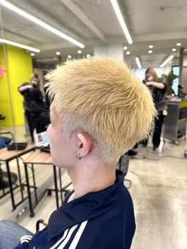 フィカ(fika) fika メンズ　スパイキーショート　ブロンドカラー