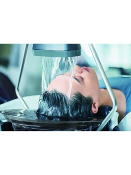 新メニュー登場☆最新の「頭浸浴」で頭皮の血行促進・髪のハリ・コシUP◎極上の癒しをぜひご体感下さい♪