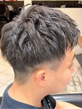 ルグランシャトー(Le grand chateau)の写真/【西葛西徒歩5分】デザイン性の高いメンズカットが人気♪地毛を活かして魅せるスタイル提案に定評有り◎