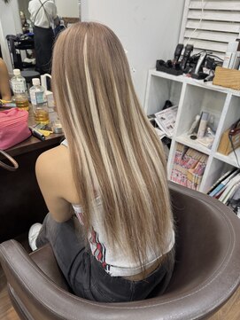 ルアナ エクステ 名古屋栄店(Luana.) ミルクティーベージュ エクステハイライト