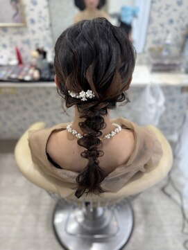 サクララ(Sakura la) 編み下ろし／結婚式お呼ばれヘア/参列ヘア/二次会ヘア