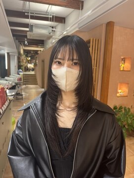 アルファサリダ(ALPHA SALIDA) 韓国風顔まわりレイヤー
