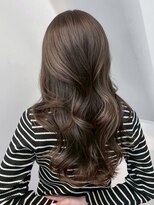 アルバム 新宿(ALBUM SHINJUKU)&nbsp;ダークアッシュロング顔周りレイヤー似合わせカット_ba580041