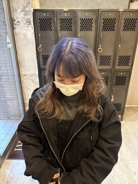 エーアイ 駒込店(Ai) ブルー×グレージュ