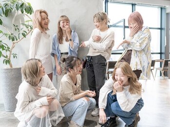 ケアリー 東浦和(Carelly)の写真/女性スタイリストならではの目線と丁寧なカウンセリングで一人ひとりに似合う扱いやすいスタイルをご提案♪